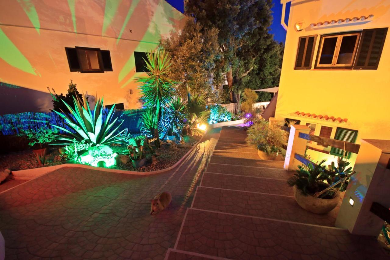 Wunderschoenes Kleines Apartment Fuer 2 Personen Mit Idylischen Blick Ins Gruene Cala Galdana  Ngoại thất bức ảnh