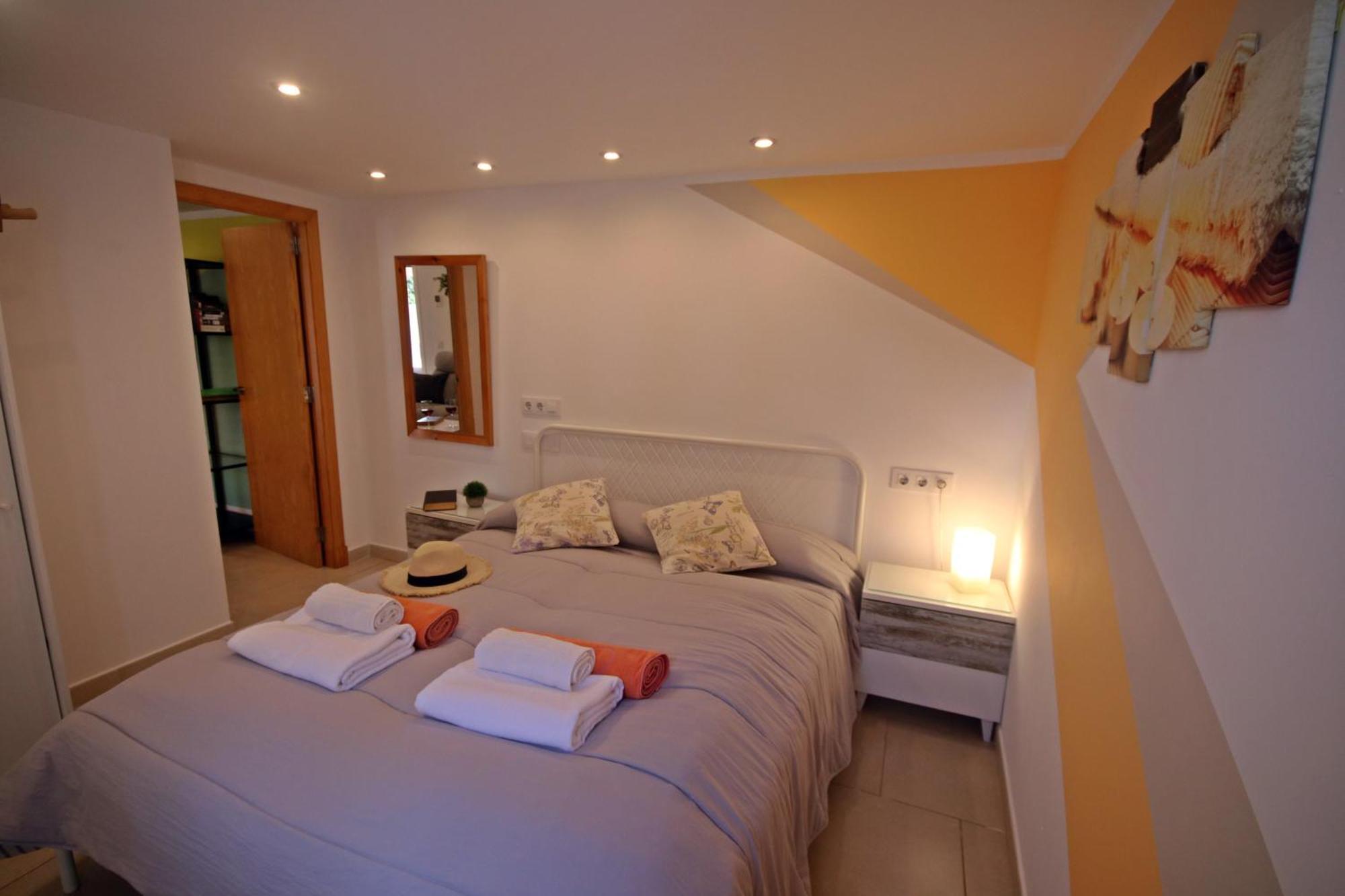 Wunderschoenes Kleines Apartment Fuer 2 Personen Mit Idylischen Blick Ins Gruene Cala Galdana  Ngoại thất bức ảnh