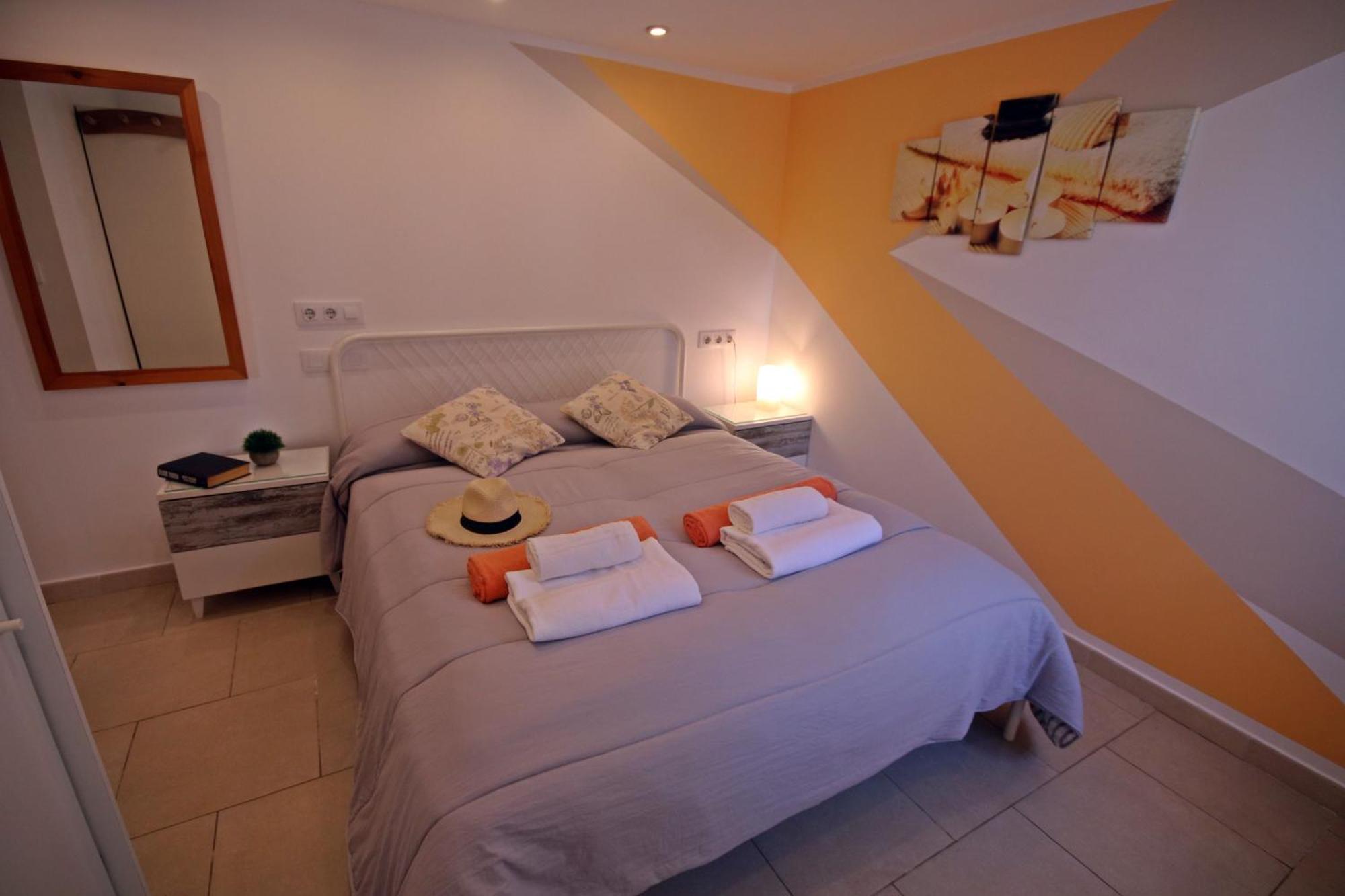 Wunderschoenes Kleines Apartment Fuer 2 Personen Mit Idylischen Blick Ins Gruene Cala Galdana  Ngoại thất bức ảnh